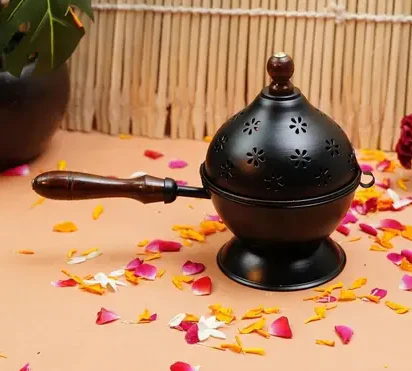 Black minar Iron, Wooden Incense Holder (Black, Brown)
