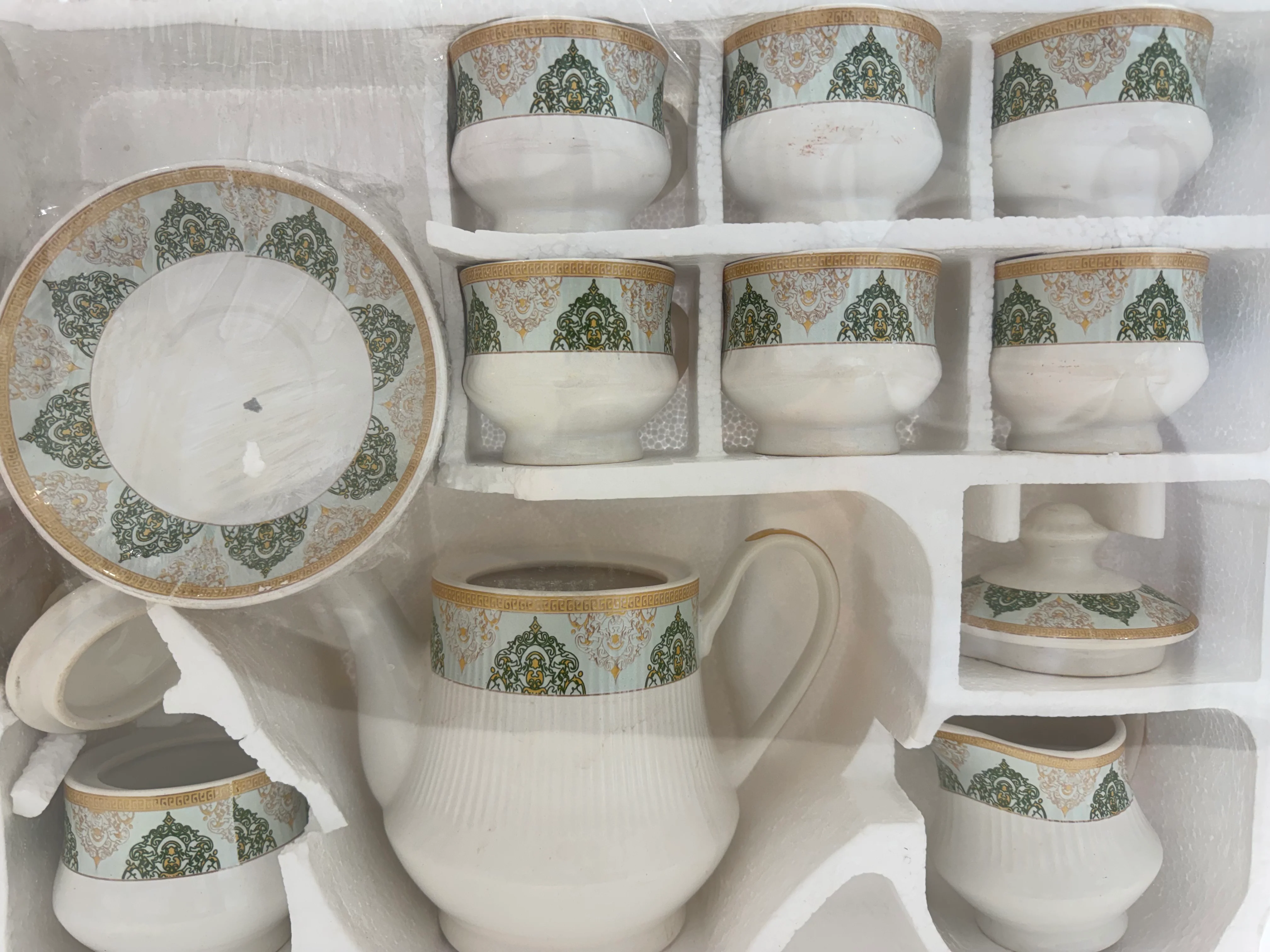 Cup and kettle set of 15pc - Image 2