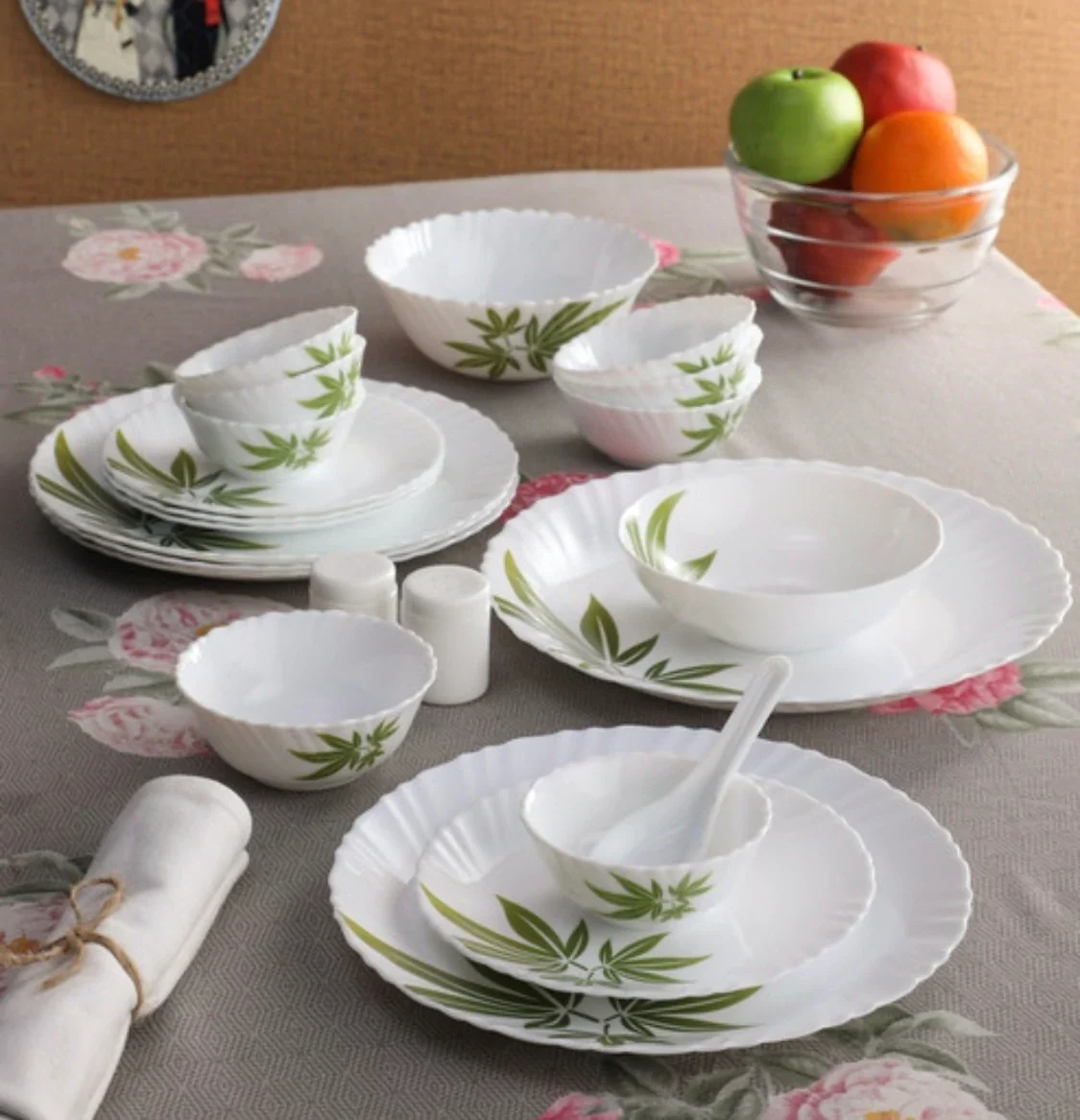 LaOpala Trinity green Dinner Set of 29 pieces
