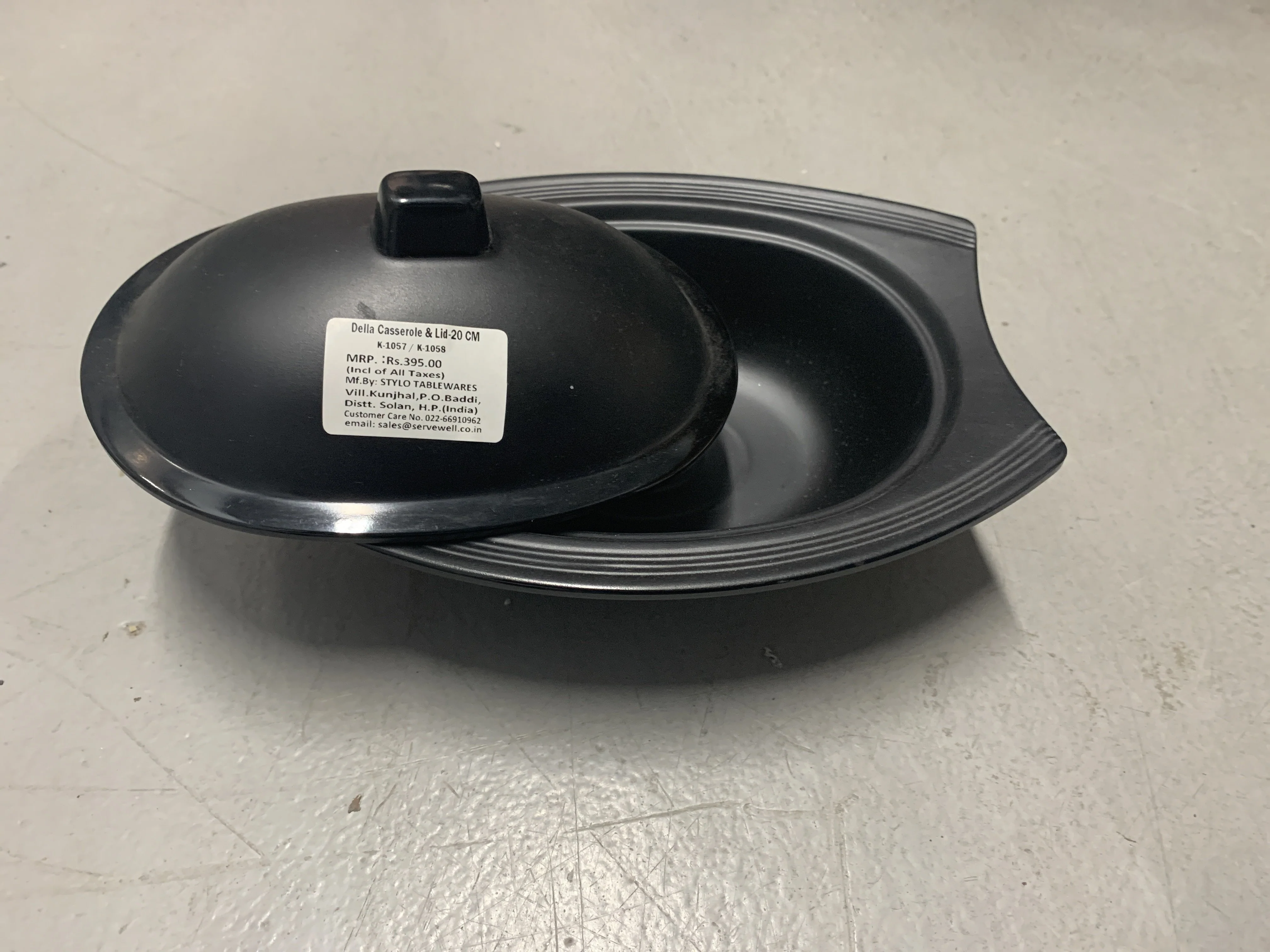 Servewell Della Casserole & Lid-20 cm Black Mellamine