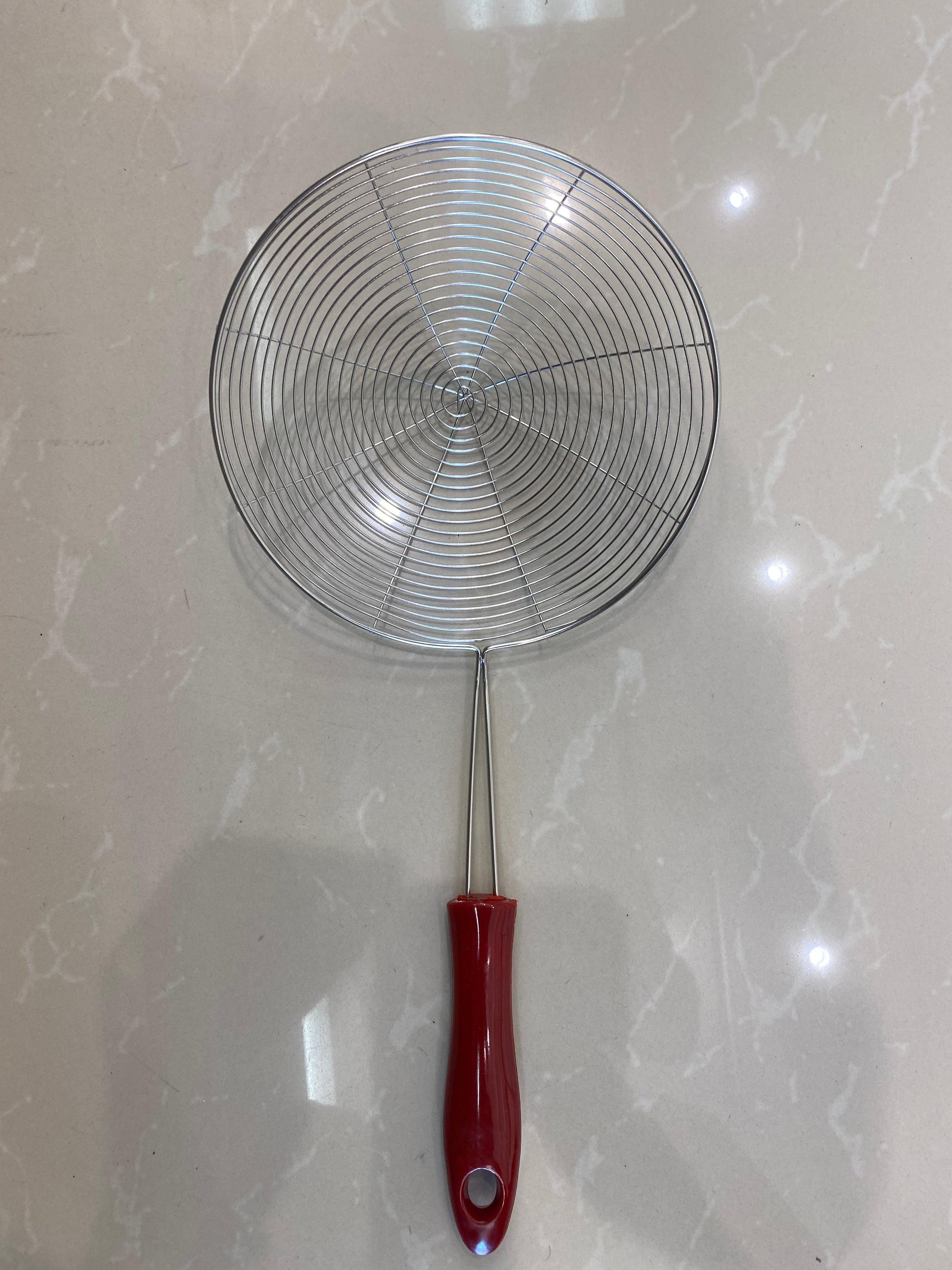 Wire strainer with Plastic Handle